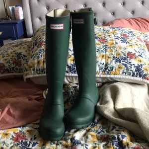 Hunter boots dark green adjustable back